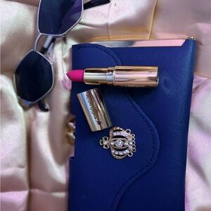 Royal matte collection